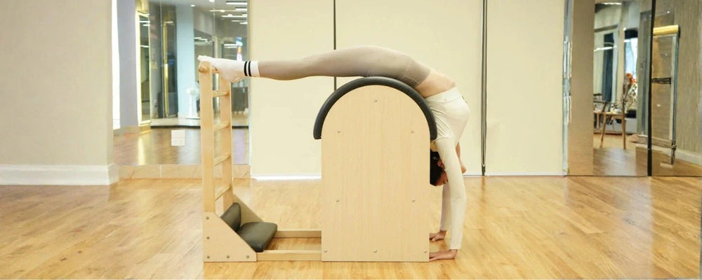 5 Gerakan Pilates dengan Ladder Barrel Agar Tubuh Fleksibel