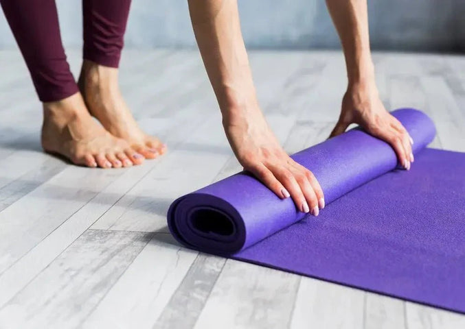 7 Cara Membersihkan Matras Yoga dengan Mudah di Rumah