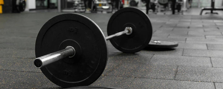 Perbedaan Barbel Standar vs Olimpiade untuk Latihan