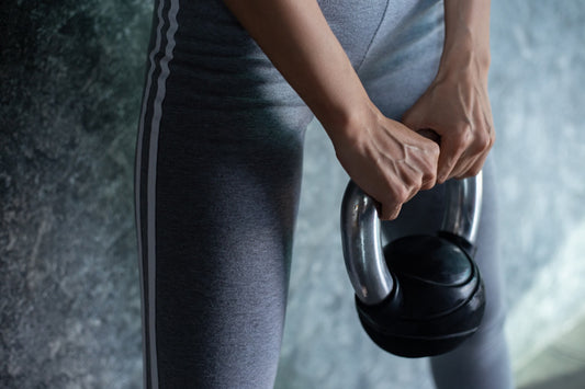 5 Gerakan Angkat Beban dengan Kettlebell