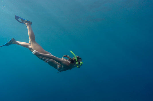 Apa Beda Snorkeling dan Diving? Ini yang Perlu Kamu Tahu!