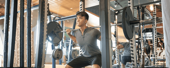 Gym vs. Home Weightlifting: Which Is More Effective?