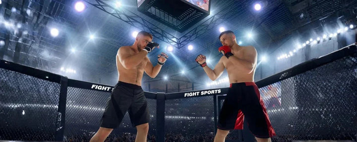 ua petarung yang bersiap bertanding di dalam arena oktagon, menggambarkan intensitas dan dinamika olahraga full-contact yang menjelaskan apa itu MMA