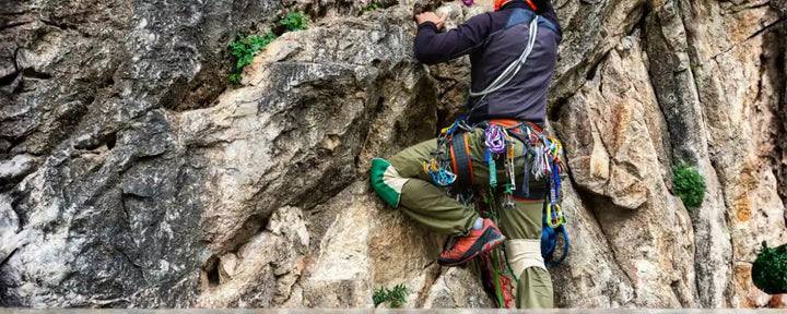 Apa Itu Rock Climbing? Kenali Jenis, Teknik, dan Keamanannya