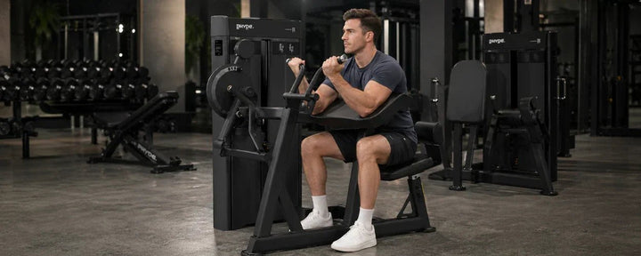 Cara Menggunakan Bicep Curl Machine dengan Teknik Tepat