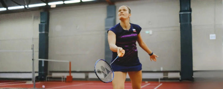 Panduan Cara Backhand Badminton dari Dasar hingga Mahir