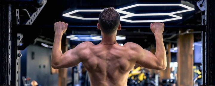 Pull up sebagai compound movement untuk melatih otot punggung, lengan, dan stabilitas bahu