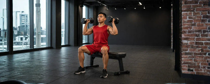 Dumbbell Shoulder Press: Manfaat, Teknik, dan Tips Pemula