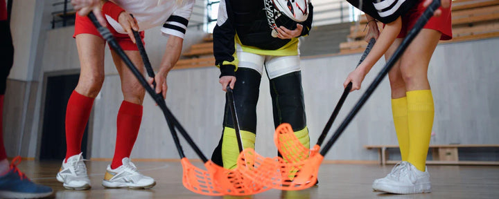 Mau Coba Floorball? Pahami Pengertian, Sejarah, & Cara Main