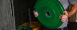 5 Gerakan Olahraga dengan Bumper Plates Paling Efektif!