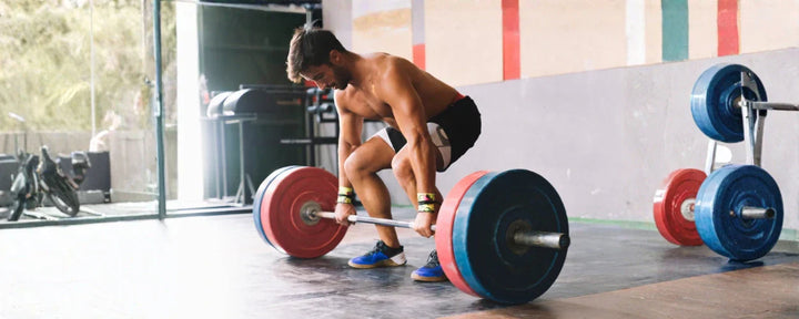 Teknik Angkat Beban yang Benar untuk Pemula Gym