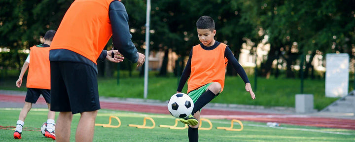 Teknik Kontrol dalam Sepak Bola dan Cara Melatihnya