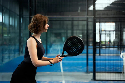 Tips Beli Raket Padel untuk Pemula, Biar Nggak Rugi