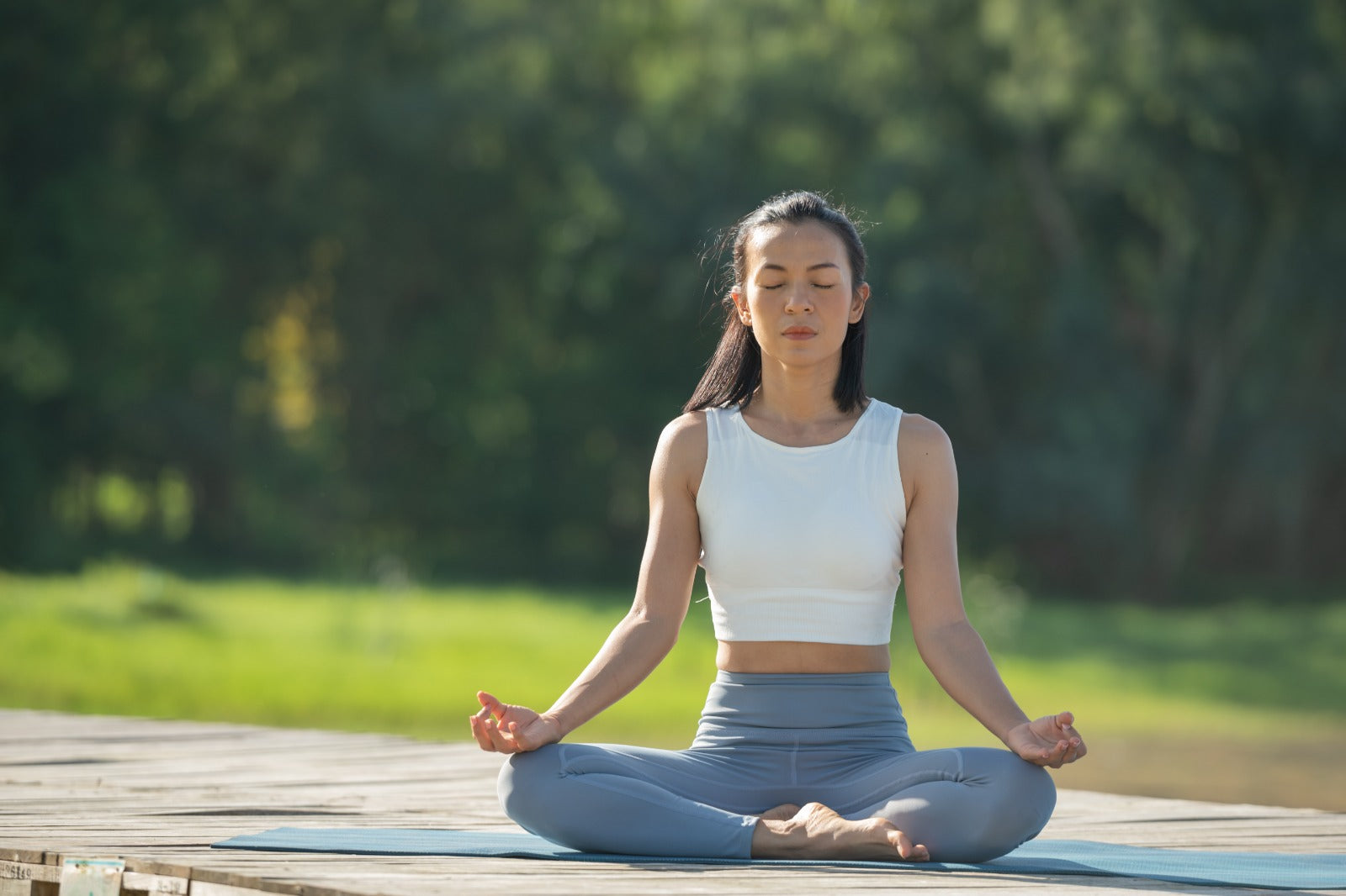 Apakah Meditasi Bagian dari Yoga? Ini yang Harus Kamu Tahu